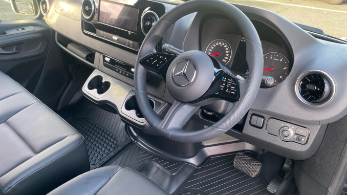 Mercedes-Benz Sprinter 315Cdi L3 Diesel Rwd 3.5t H2 Pro Van 9G-Tronic - Image 20